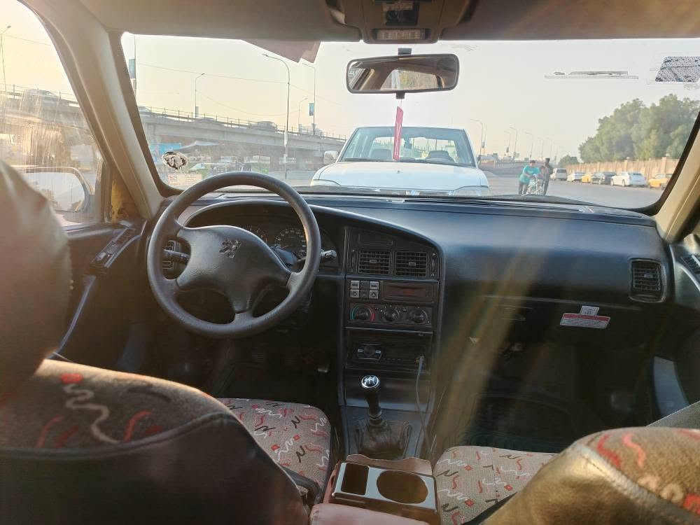 السلام عليكم ورحمة الله وبركاته سياره بيجو للبيع ٤٠٥ موديل ٢٠١٢ بأسمي مصفره هيئه وغرامه سياره خير من الله رقم الدولي مبدل بنيد سعرها ٢٥ وبيها مجال عنواني بغداد مدينه الصدر
*********** بغداد, العراق

نص مكتوب في الصور:
- يُرجى إدخال النص