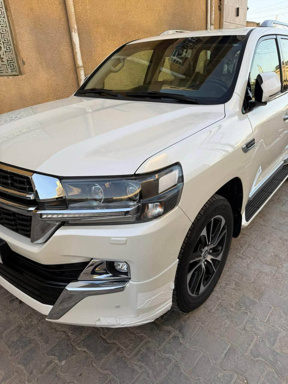 لاندكروز موديل ٢١ مكفوله فقط بارد قليل 
كراند تورنك 

‭***********‬
