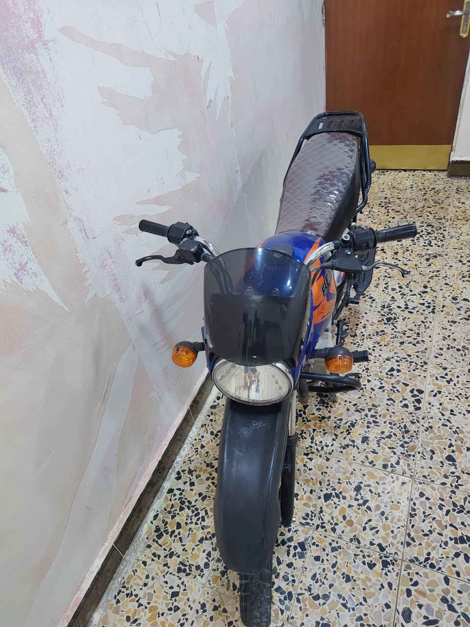 سلام عليكم دراجه بوكسر جبلي البيع مديل 23 رقم وسنويه بسمي رقم نكليزي تحويل ثاني يوم مباشر سنويه تنتهي 2030 دراجه مجفته تجفيت  شركه مره وحده   السعر دراجه مليونين و200 وبيها مجال دراجه خير من الله حلوه كلش دراجه احله من الصوره دراجه كلشي شغال بيها عنواني بصره كرمت علي مركز الناحيه يم الجسر مال نجيبيه الجديد شراي يدخل خا ص ويدلل هاذا رقمي  *********** مو شراي لا يتعبني يرحم والديكم
