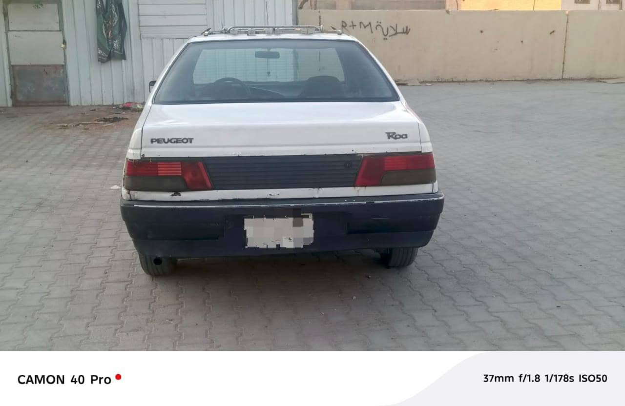 السعر((17)) وبيها مجال 

للاتصال««***********»» 

بيجو روى

.موديل((2009) رقم قادسية  الماني. 

كير مكينة  كله ((جديدد)) 
 حدادية نص. 

تخم تاير ستوني شاده. 

((تبريدد)) ثلج

تحويل مباشر.. 

مكان السياره نجف

ملاحضه اخوانن مكلف بلنشررر
