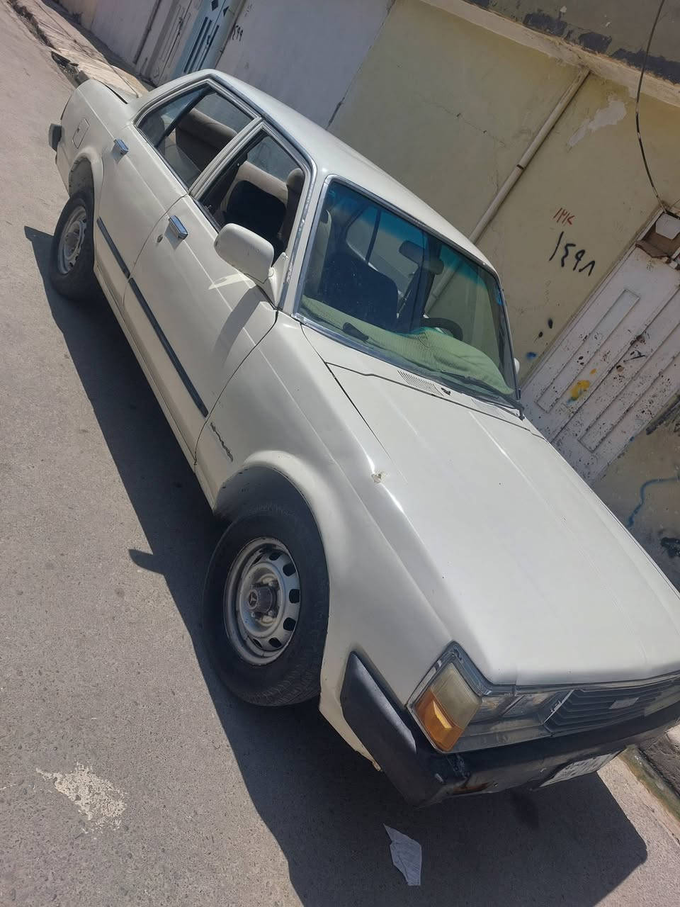 كورونا للبيع موديل 81 سياره صبغ جماليه تبريد شرط شغال بس غاز شرط تحويل جير توماتيك مكاني حي النهضه سعر 26 وبيها مجال ***********
