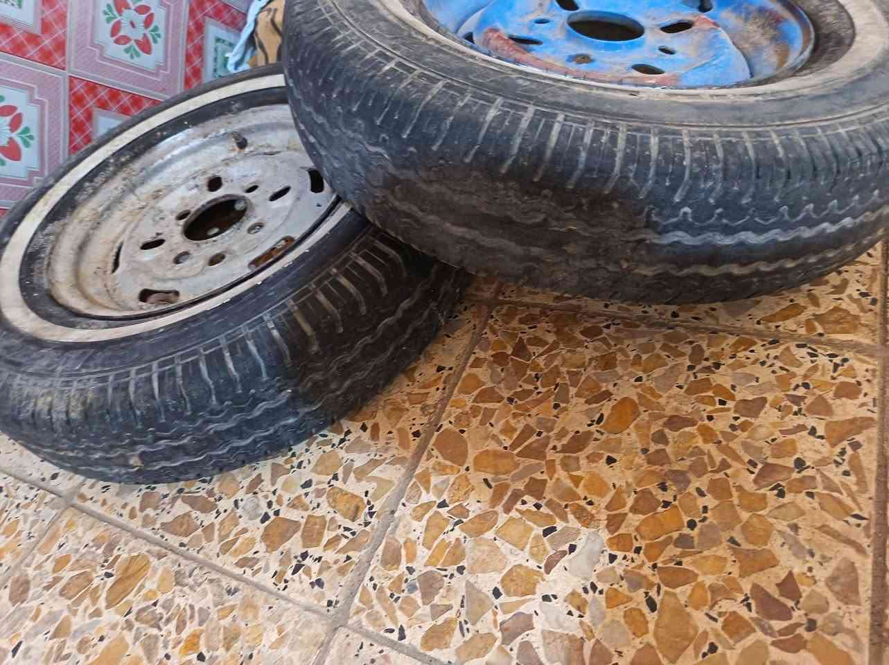 تواير.  للبيع ناصرية مركز زيناوية ***********
