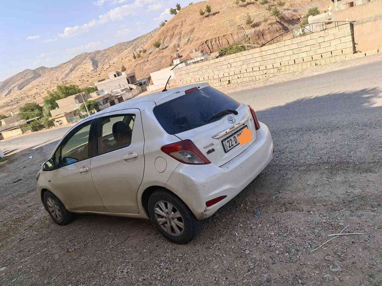 تويتا يارس ٢٠١٢ توماتيك جام كاره با ره قه موو سه نه وي نوي يه3 پارجه سبوغ بي ليدران420000 هه زار غرامه ي له سه ره غرامه به ناو كردن توند و تؤلي ته بريد به شه رت سحري ٧٩ كه ميك مه جال شوين مصيف كؤري *********** شقلاوة, أربيل
