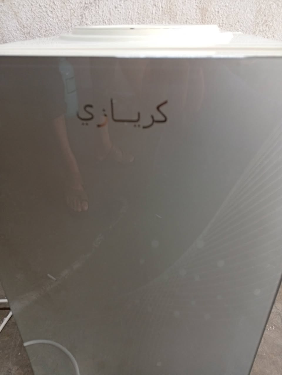 براد ماء حار بارد شرط الشغل
كلش نظيف عنوان كركوك حي العسكري 
السعر 50
***********
