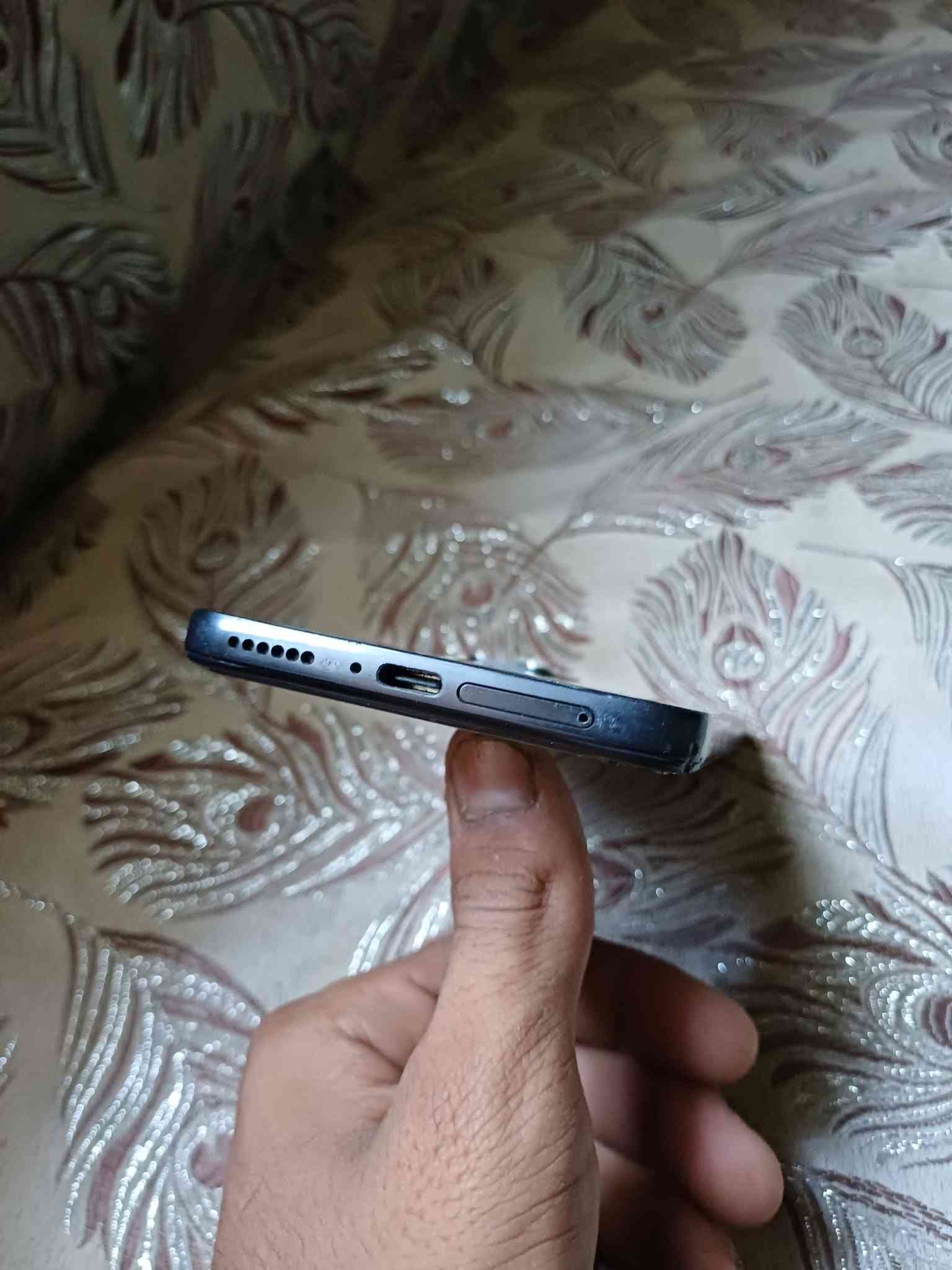 ريدمي نوت 12برو G4 • نضيف • شاشة طبع خفيف