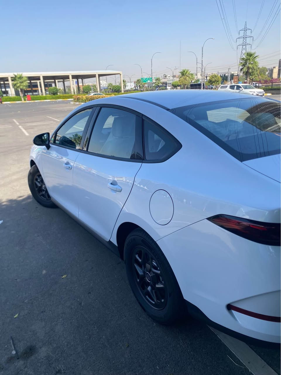 Byd queen plas مودیل ٢٠٢٥ سەیرە سفرە تنێ ٤٠٠ کیلومەترا یا جوی رەقەم کاتیە 
سعر ١٣٥ وەرەقە 
واتس اب ***********
دهوک دهوك, العراق
