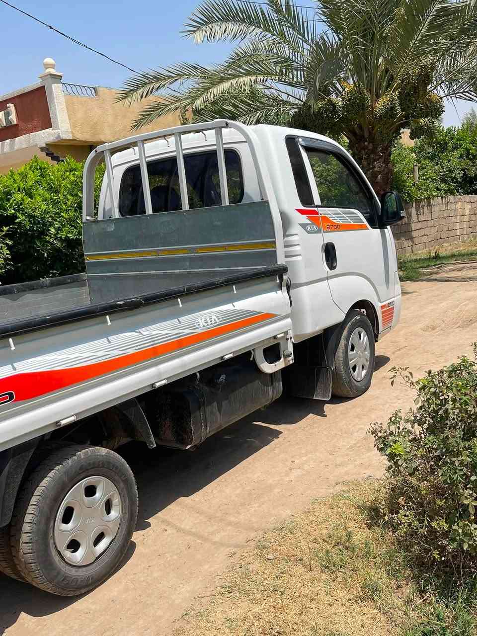 سياره كيا حمل موديل 2018
سياره مكينه حداده اكسل شواصي كلها مكفوله كفاله عامه 
السياره خير من الله احلى من الصور 
السياره رقم بغداد تحويل ثاني يوم 
العنوان صلاح الدين/ بلد 
السعر / 123 
او بيها مجال قليل 
الاستفسار / ***********

