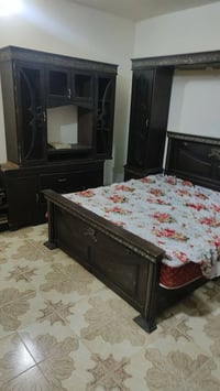 غرفة اخشاب • بغداد • للبيع