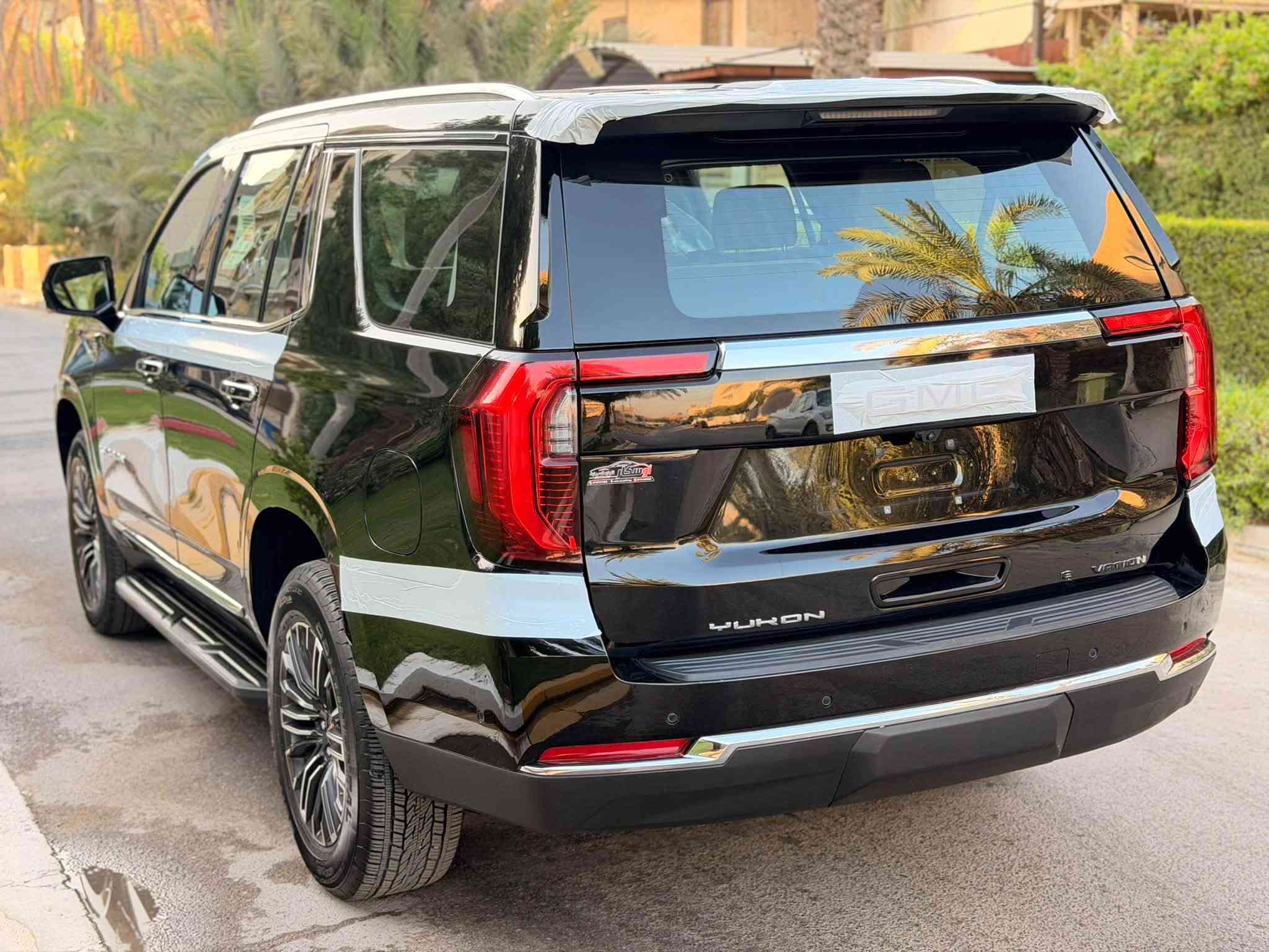 سلام عليكم
جمسي لڤيشن 
رقم بغداد تحويل مباشر 
وكاله المنصور خليجي 
ماشيه 19 km 
معروف موصفات لڤيشن 
الاستفسار ***********
عنوان بغداد
