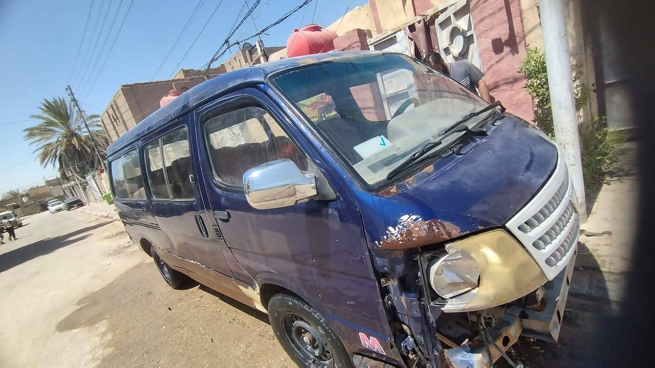 فتون للبيع موديل ٢٠١٠ ابيع هل موجود  مكينه وكير على شرط دوشمه جديده  رقم  ألماني مكاني النجف  رقمي ***********  بي واتساب

