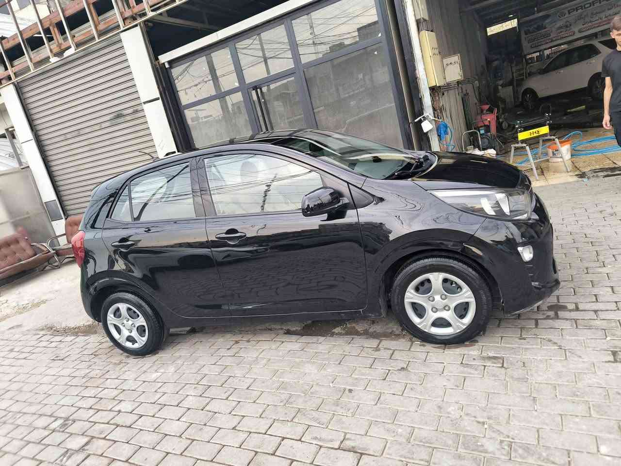 كيا بيكانتو خليجي 2019
رقم اربيل باسم شركة 
هزة وسنوية جديدة 
مواصفات عادية 
ماشية 35000 كم 
بدون صبغ بيها بارد بالجاملغ الامام عكس السايق 
للتواصل على الوتساب ***********
