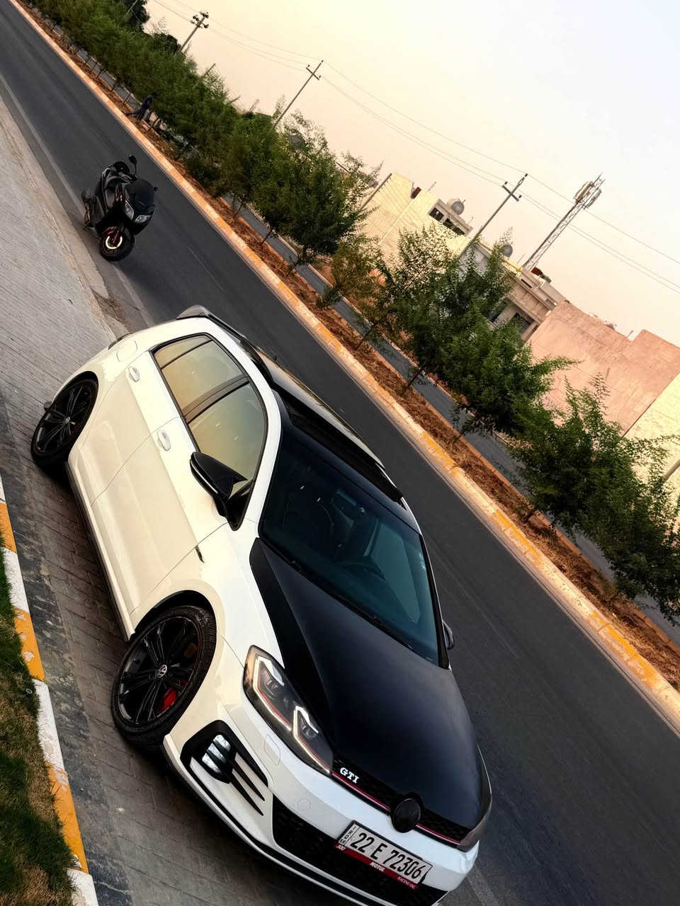 گۆلف GTI مۆدێل ٢٠٢١   mk7.5 فول فول مواسەفات دوو پەڵە بۆیاخی هەیە سارد کارت ی نیە بێ ناو گرتن ڕایەتەری بەشەرتی بیلادی بێ ٥٩ هەزار رۆشتووە گێڕ و مەکینە لەسەر بیلادی ماوەتەوە برغوی لێ بانەدراوە کارەبایەت و هەموو گیانی بەشەرت یەک دینار مەسروفی نییە هەمووی مەزبووتە سەنەوی و هەزەی تازەیە نرخی ١٥٨ گەڵا تەلەفۆن *********** ڤایبر وتسئاپ أربيل, العراق
