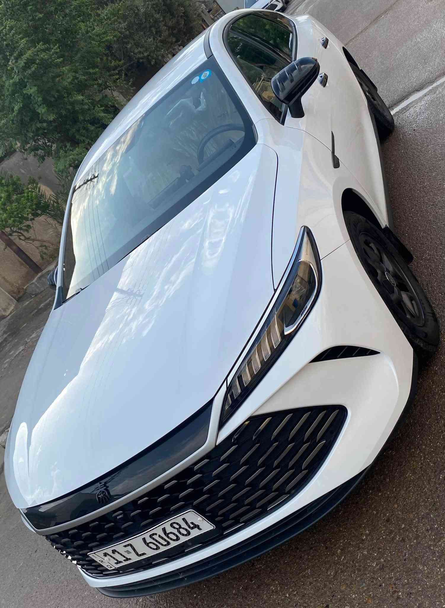 السلام عليكم BYD  كن بلاس  موديل 2025 سنويه وهزه جديده باسمي
ماشيه  18   KM. الكلي  🚘 داخل ابيض 

السياره مكفوله من الصبغ بيها هاي الطخه موضحه بالصور السياره جديده وجاهزه بدون نواقص 

السعر 19 و250 الف   مكاني بغداد الدوره 📍

***********☎️
