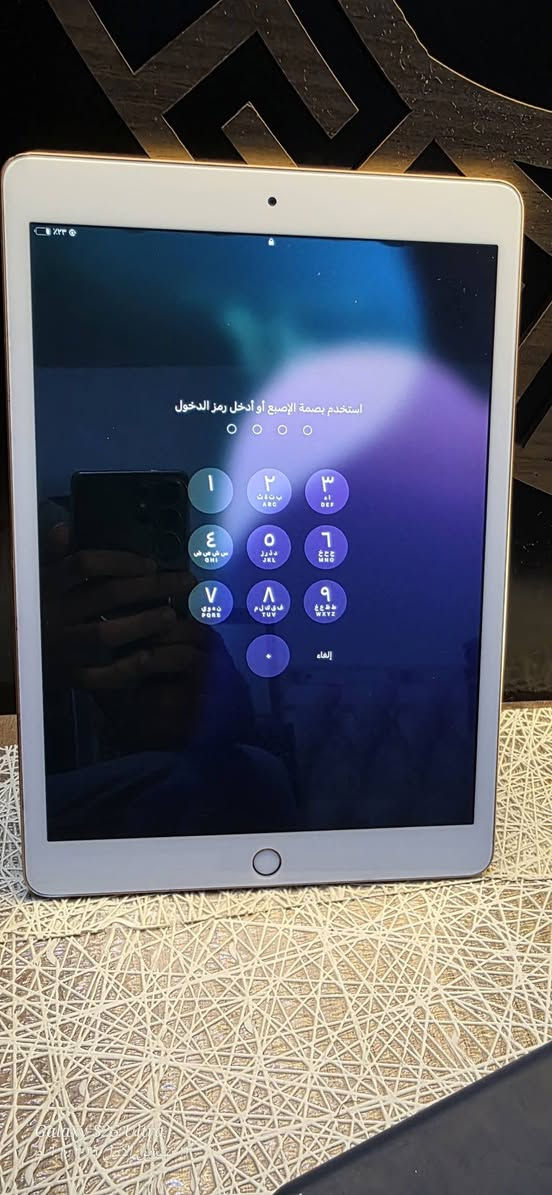 آيباد ٧ ذهبي • ذاكرة ٣٢ • لا يشحن
