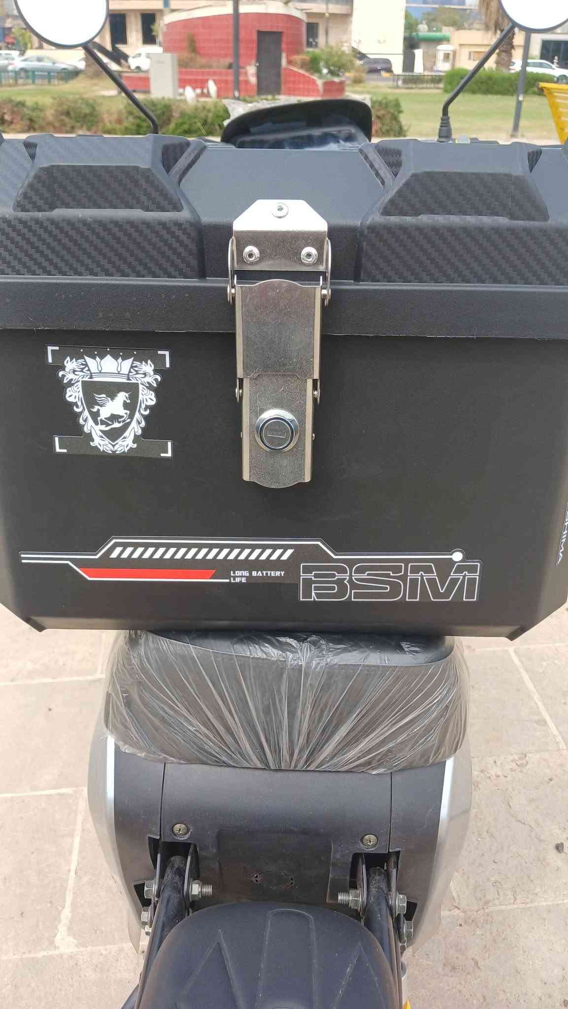 السلام عليكم عندي صندوق 📦 دلفري جديد مامستخدم شرط السعر 60 وبيه مجال قليل مكاني بغداد حي العامل وهذا رقمي ***********

