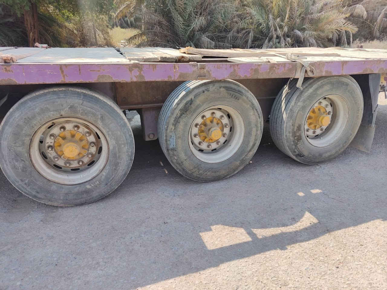 عربانه شمتز للبيع سعر 25  لمكان بصرة قضاء الدير رقم *********** بي واتساب كلشي واضح بصوره العربانه  طاكه باج
