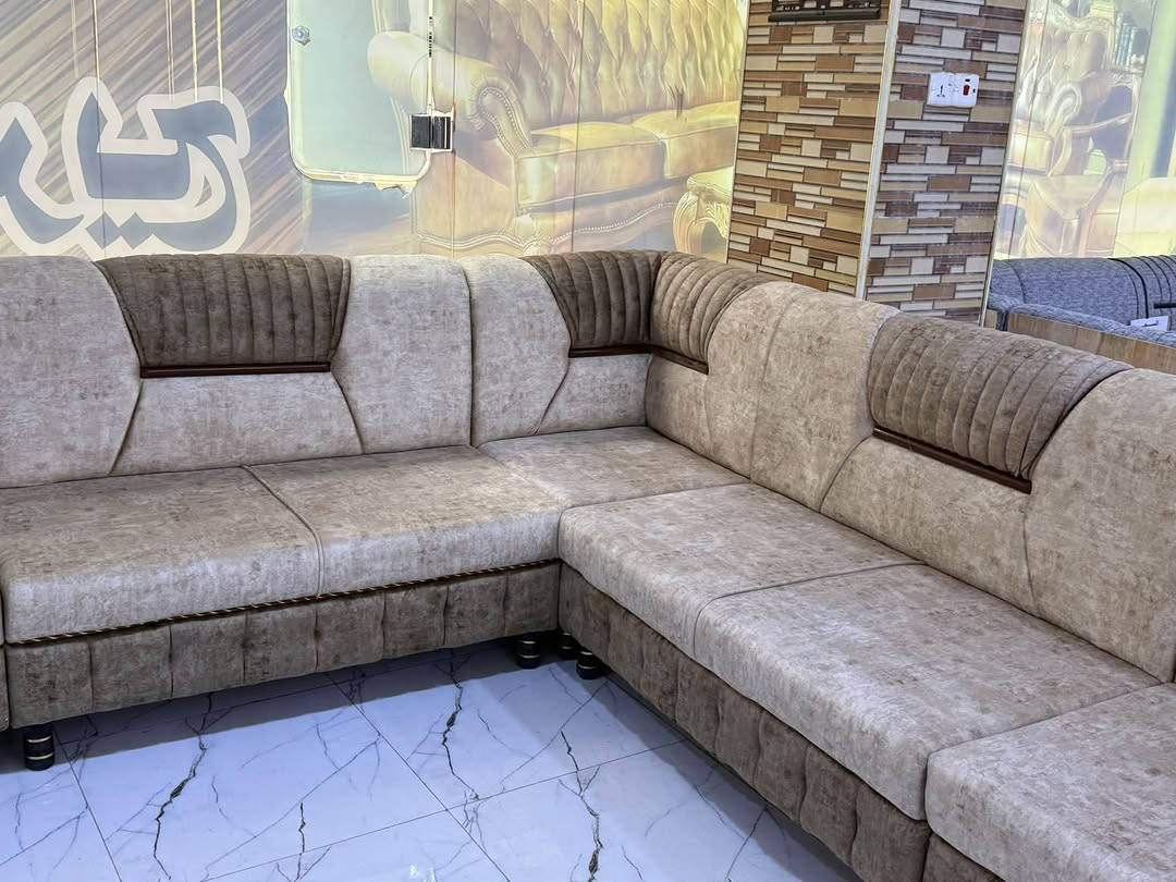 ديوان نينوفا • ١٧م • تقسيط