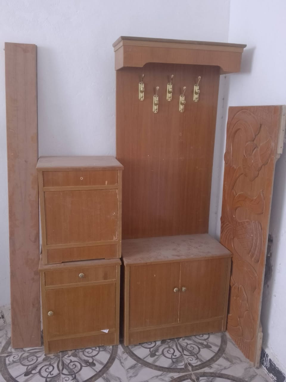 للبيع سعره 500الف 
مكان طشاش بشارع القاضي 
على هذه رقم بيه واتساب ***********
