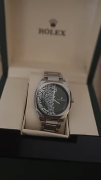 ساعة • واتساب • اتصال