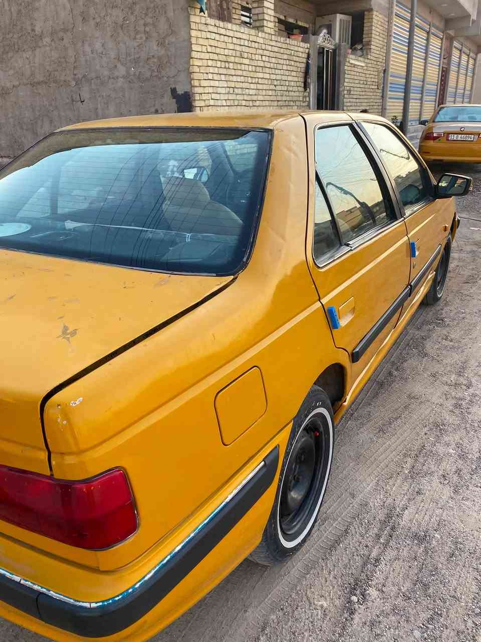 سلام عليكم 
بيجو بارص 2010لبيع او مراوس
سياره خير من الله مكينه وكير مكفولات
 بدون تنقيص او تبخير 
تبريد ثلج  سياره مصبوغه عام جماليه 
سياره مصفره هيئه وغرامه 
صدر تايرات جديدات 
كهربائيات شغاله 
***********
العنوان الشعب 
السعر ٢٨ بيهامجال

