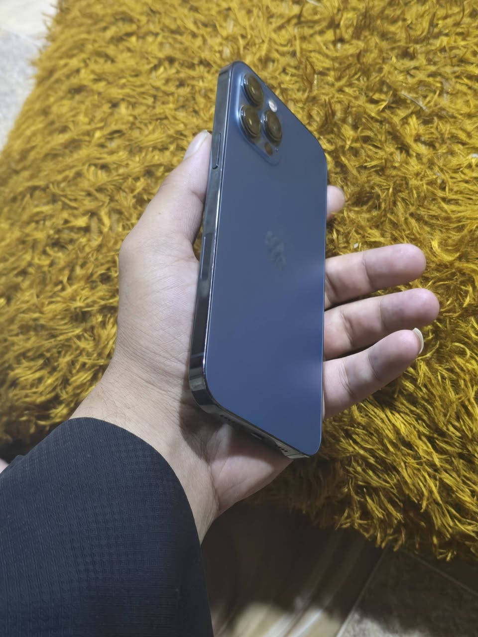 السلام عليكم ايفون 12 برو ماكس جهاز نضيف ذاكره 512 البطاريه 75جهاز ما مفتوح السعر 425 المكان ابي الخصيب رقم الهاتف ***********
