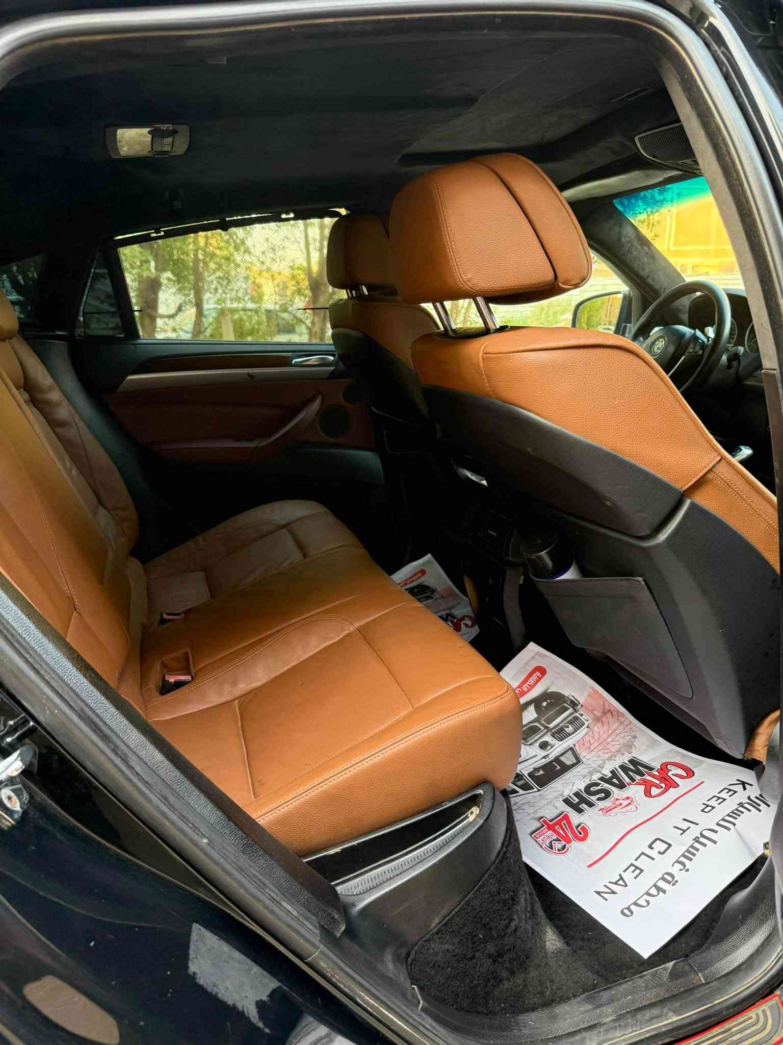 السلام عليكم bmw x6
موديل 2009 البيع او مروس 
سيارة فول الفول 
مكينه كير لكزاز 8سلندر 
سيارة مكفول من ضرب 
بية صبغ جملغات امامي اثر شخوط هنا فايبر كلاس 
السعر 105
مكان بغداد 
رقم ***********
