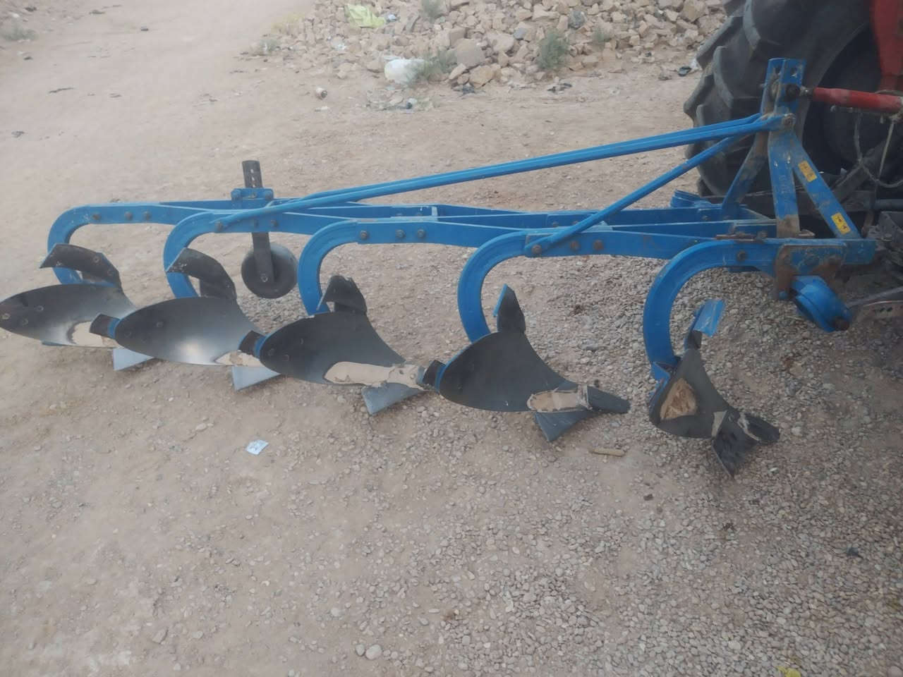 سلام عليكم فدان تركي للبيع البير خمس ريش حجم عشره السعر اتصال عل رقم 👈***********
