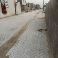 قطعة ٦٠م • واجهة شارع • ماء كهرباء مجارى