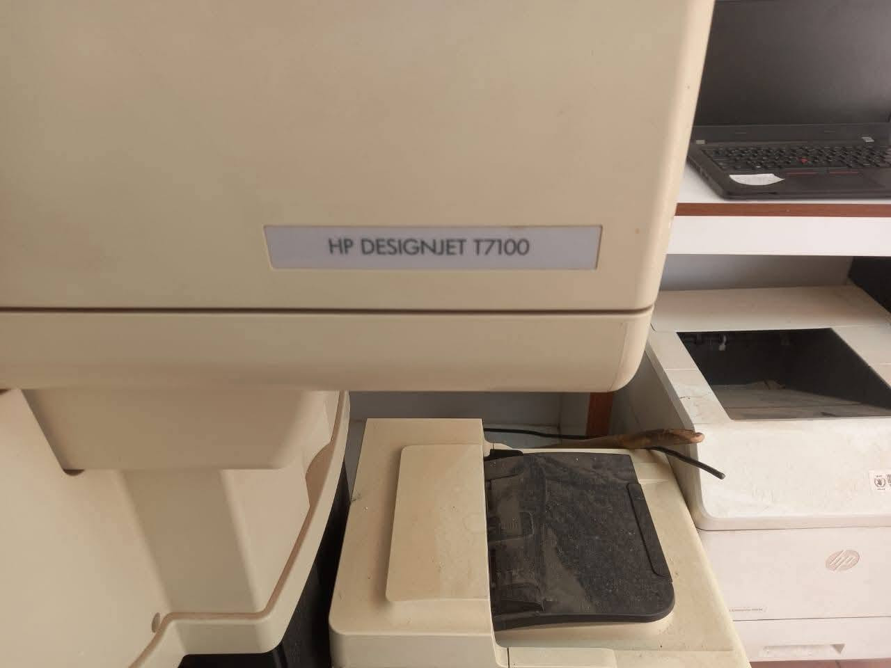 السلام عليكم
بلوتر hp T7100
القايش مكطوع ومتروكة صارلهة سنة
ابيعهة سكراب
100 الف عراقي
***********
***********
واتس اب بالرقمين
عنواني اربيل شارع سلطان مظفر
