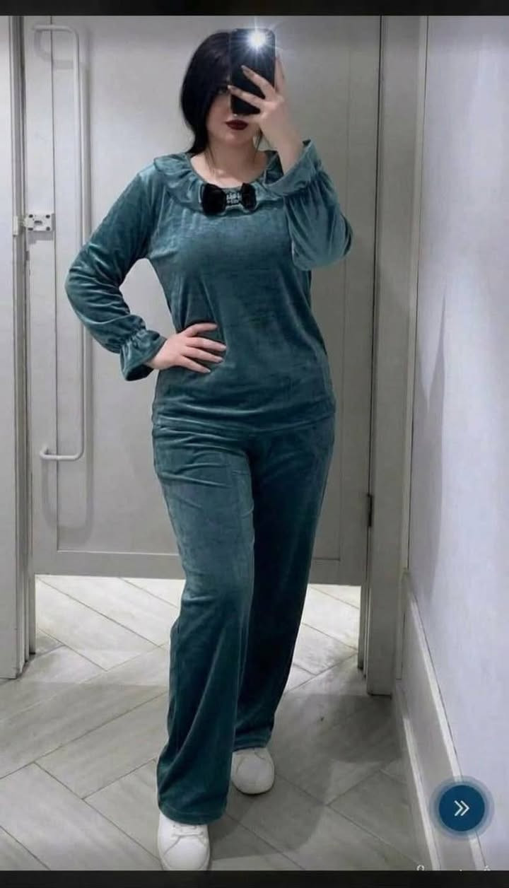 ملابس نسائية • بيع جملة • موديلات متجددة