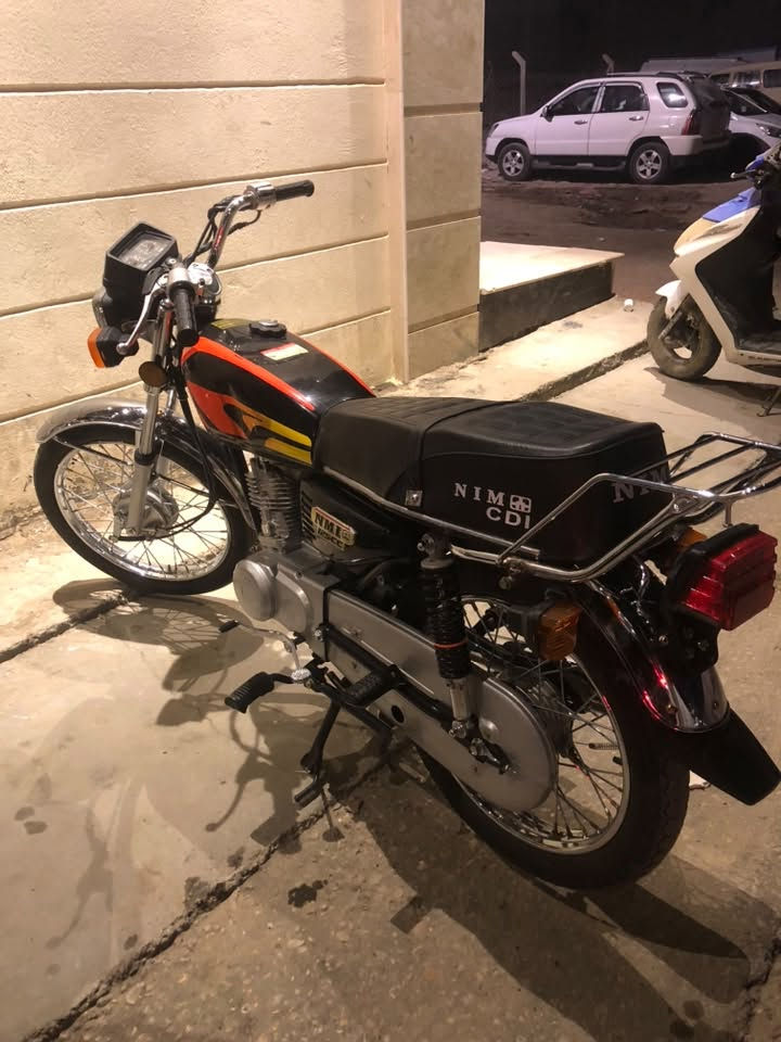 نامة موديل 27 اوراق
سعر 720 وبيه مجال 

مكان مسيب ‭***********‬
