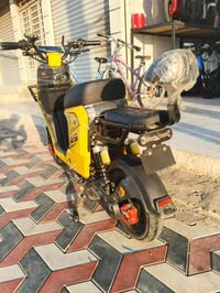 R9 • بطاريات ٣٢ • بلوتوث