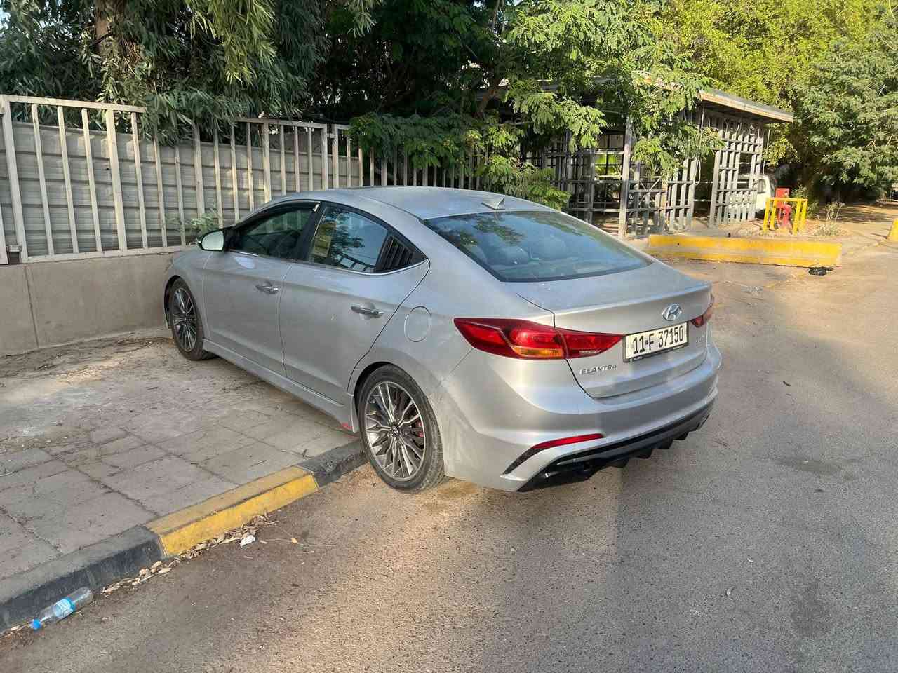 النترا 17سبورت 1600تيربو  بسمي وارد امريكي سياره فول حادث موضح بل صوره مراوس ويا    بي واي دي   كير محرك خير من الله الي يحب يراوس  يتصل ع رقم *********** بغداد شارع خيفا
