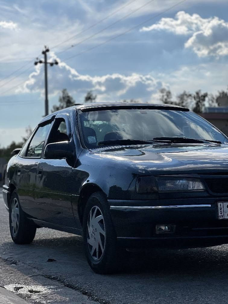 اوبل فكترا موديل 1993  محرك 20 كير عادي جام كهربائي رقم اربيل جديد سنويه 2028 بطاقه بانزين كركوك وياهه بشرط كير محرك تايرات جديد باتري جديد دينار مصرف ماكو بدون حادث بدون خياس فقط تبديل بنيد بلادي صبغ عام جماليه سلايت سقف شاشه ايباد قفل مركزي لايت زنون تحكم ستيرن سياره جديده تراي وين ما يعجبك بشرط تحويل و غرامه اتصل ***********  *********** شمشمل, السليمانية
