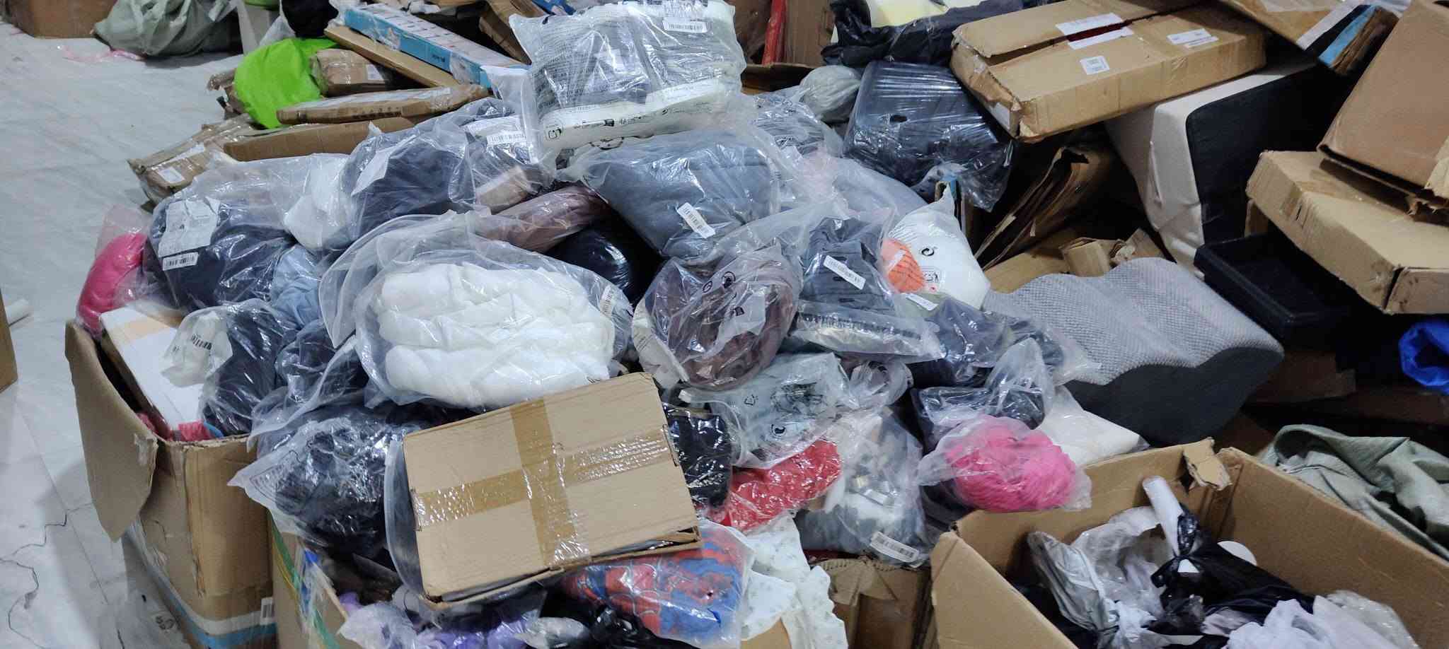 بث مباشر • تخفيضات كبيرة • توصيل