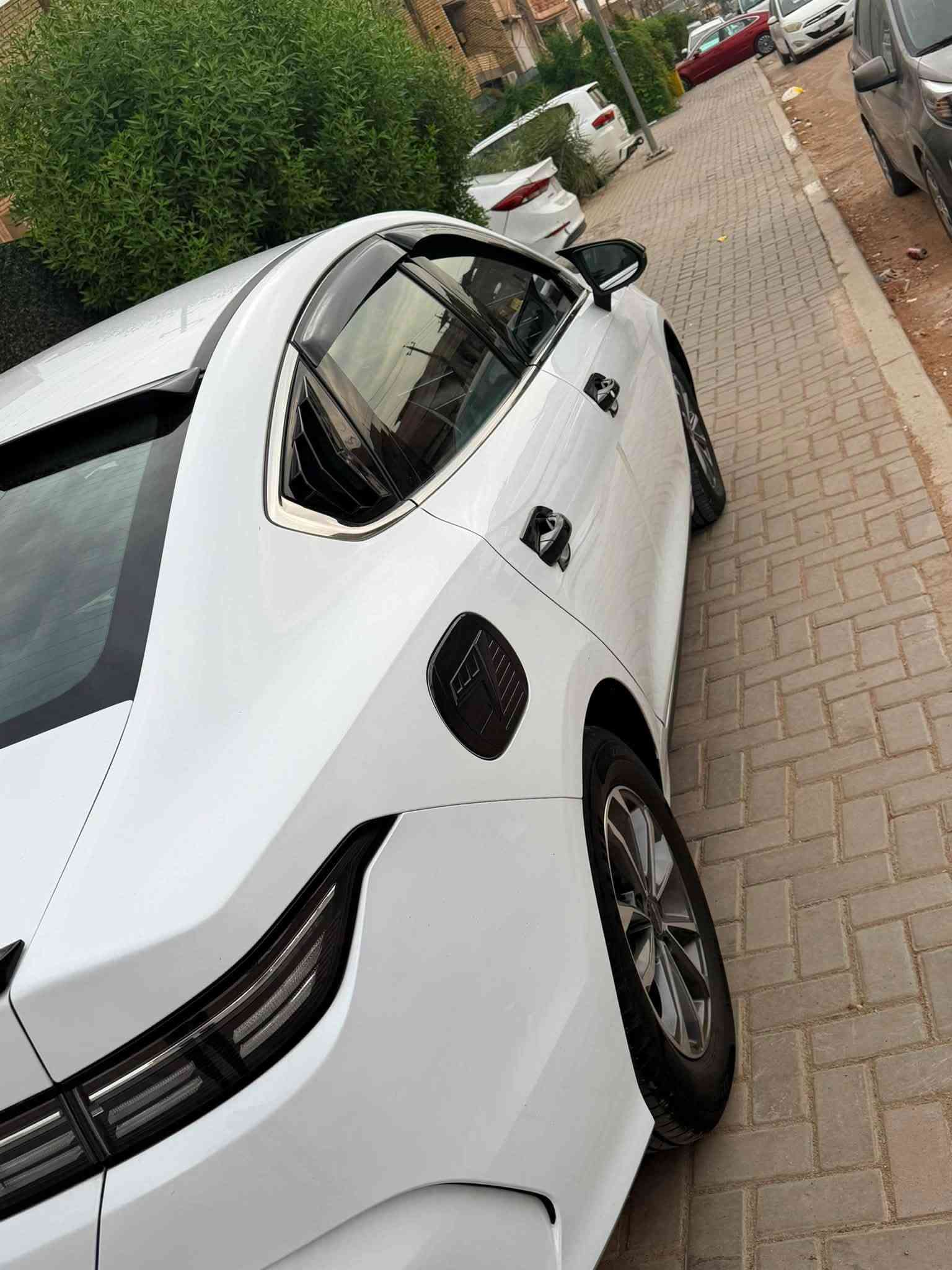 � للبيع | BYD Destroyer موديل 2025 🚘

بسم الله الرحمن الرحيم

✨ BYD Destroyer موديل 2025
🔹 مكفولة كفالة عامة
🔹 ماشية فقط 15 ألف كم
🔹 السيارة بحالة ممتازة جداً ونظيفة
🔹 سيارة مرتبة ومصروف عليها بشكل كبير
🔹 جاهزة للاستخدام، ولا تحتاج أي شيء

📍 العنوان: بغداد – السيدية / حي الإعلام

📞 للاستفسار: ***********

السعر ٢١مليون 
وقابل للتفاوض
