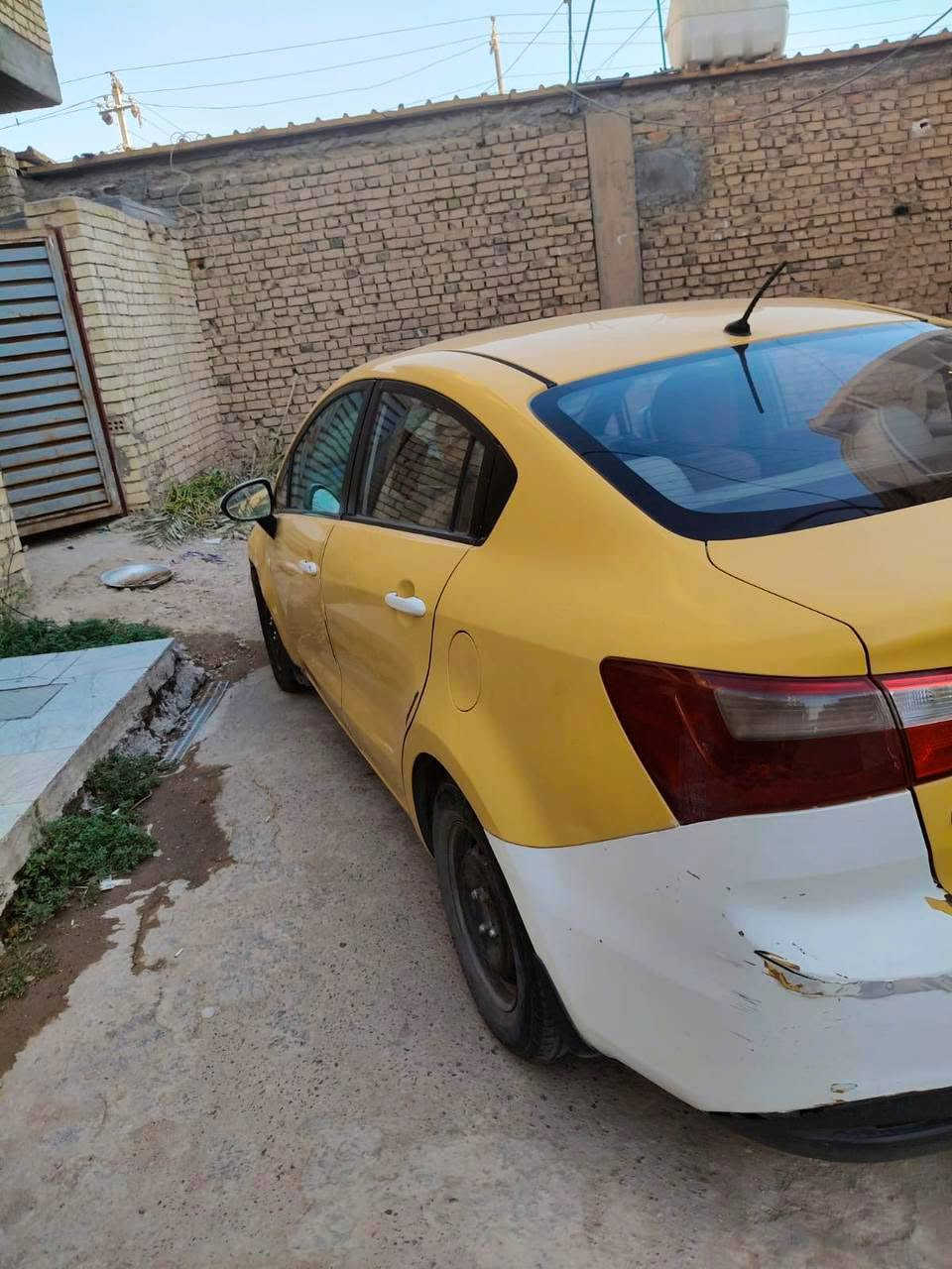 ‏كية ريو موديل 2013 لبيع صفرة 😍 
‏_ وارد خليجي 👨‍🔧 
‏_الحادث جاملغ الأمامي (بدون دواخل) 
‏_ سنوية جديدة هيئة وغرامات جديدة ✅ 
‏
‏صدر 50 بالمية يرادلة ترتيب📛❤ 
‏_ تخم تاير جديد 😍
‏
‏دواخلهة حلوة _🍎
‏
‏_ تدفئة-تبريد شغال 💕
‏_
‏مكينة كير مكفولات🥰
‏ 
‏_شرط سيارة تحويل بسمنة حصرا 
‏
‏العنوان الزعفرانية   ⁉️ 

سيارة تصبغ دعاميات ترتيبات تطلع احلة من قبل ❌
‏
‏
‏ واتساب ***********   
‏سعر 65 وبيهة مجال حك جبية سعر بيحو بارص 
‏✅ 
‏
