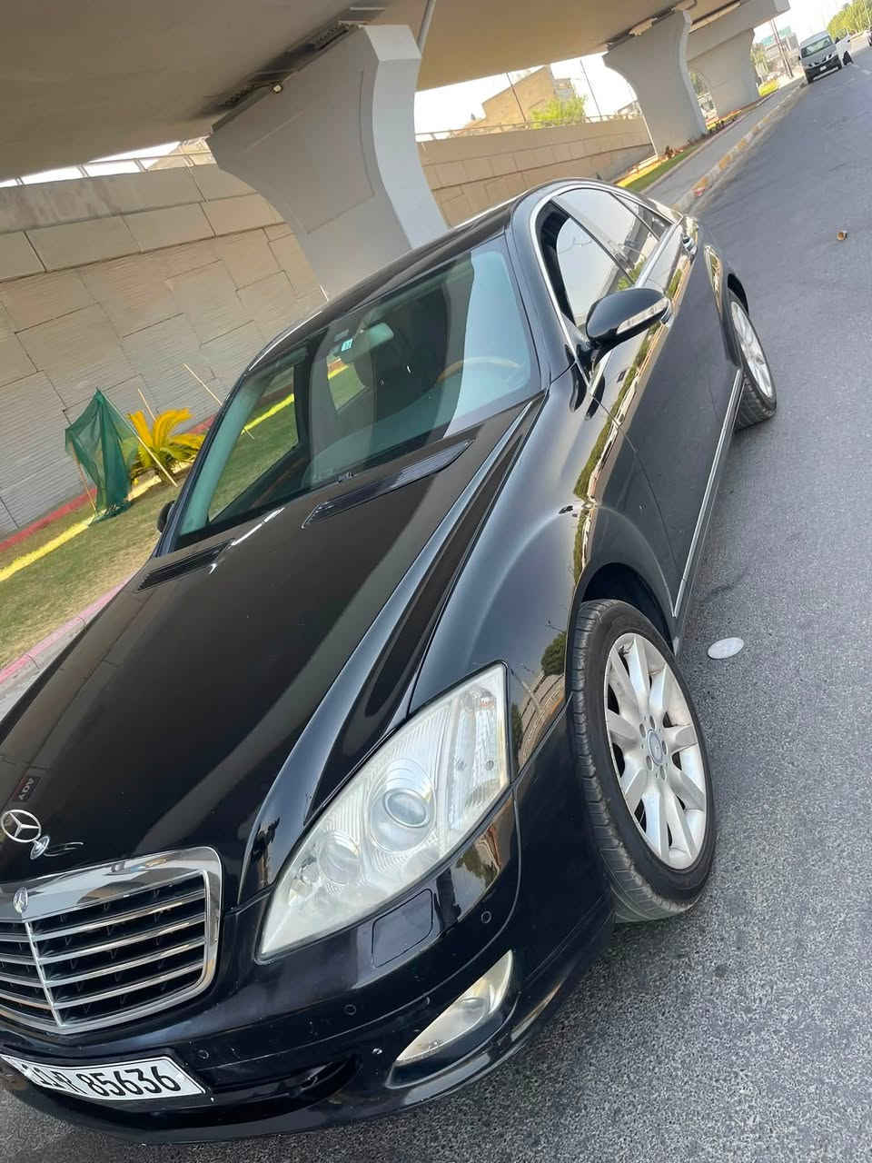 السلام عليكم
مارسدس 2008 s550 وارد يابان كفالة عامة السياره من صبغ وتبديل وضربه كلشش جديده سبريها منازل كير محرك كفالة ماشيه 160 رقم بغداد باسمي معروفه موصفاتها 
السعر 180 
***********
مكان الاعظمية
