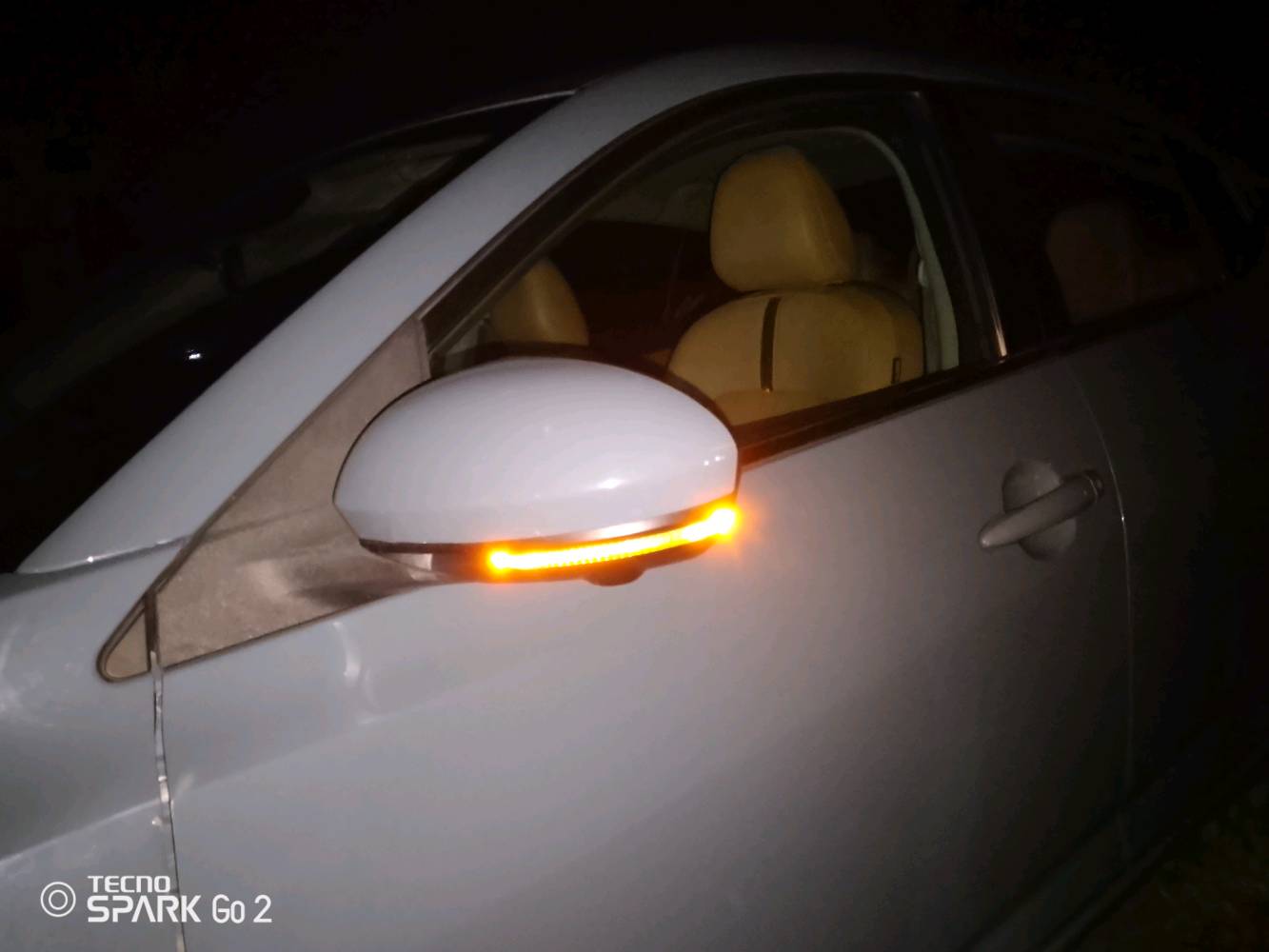 بسم الله الرحمن الرحيم سياره للبيع نيسان سنترا موديل 2024sv

الون رصاصي غيري محد 



_المواصفات1/1 
١_ محرك مكفول كير مكفول محرك 2000 دوش 
٢_ممشئ 19ألف 
٣_ كشنات تدفئه +كرسي السايق كهرباء 

٤_كامرات 360
٥_ حساسات 360
٦_ رادار 360
٧_ داخل مشمشي 
٨_ صدر امامي +خلفي 100/100
٩_ تايرات جدد
١٠_ اشاير بل مراي  
١١_ بصمتين  
١٢_ سونار موجود 
١٣_ فرشات الشركه ما مستخدمات
 الرقم ***********/***********