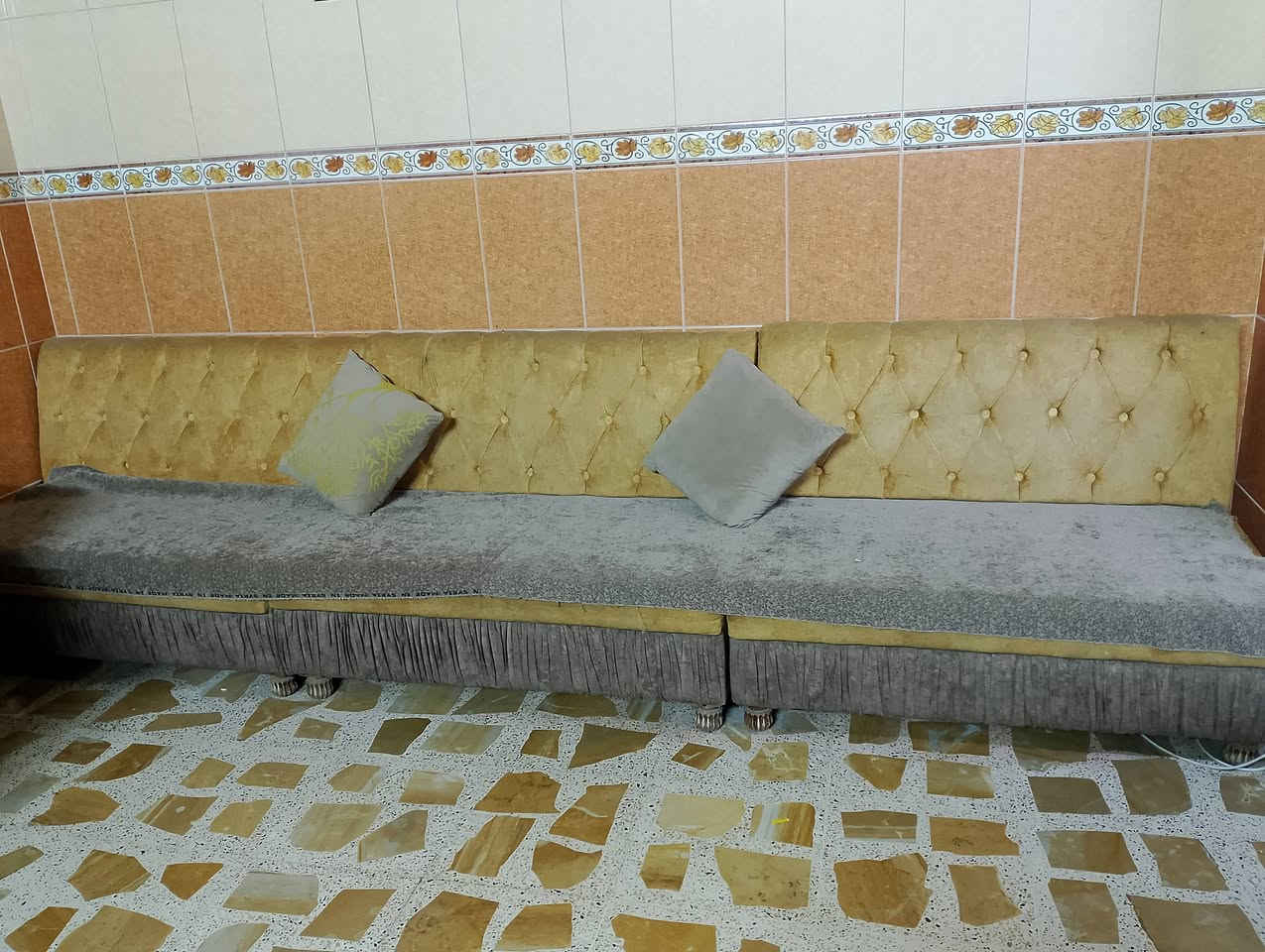 للبيع كلهم ب٣٠٠الف لاستفسار***********
