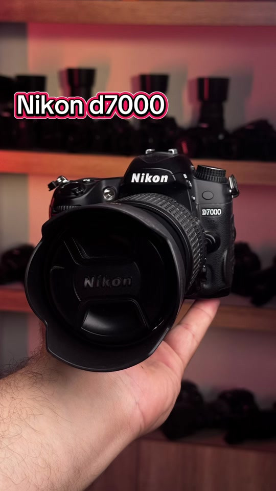 نيكون d7000 مع جميع ملحقاتها /شاحن +بطاريه +عدستها +🎁جنطه مقسمه هديه  +🎁رام هديه     + 🎁حزام  هديه     اطلبها الان راسلنا واتساب  ☎️🚩***********  #كاميرات #تعلم_التصوير #سوق_بغداد_للكامرات  #creatorsearchinsights #howtousecamera 
