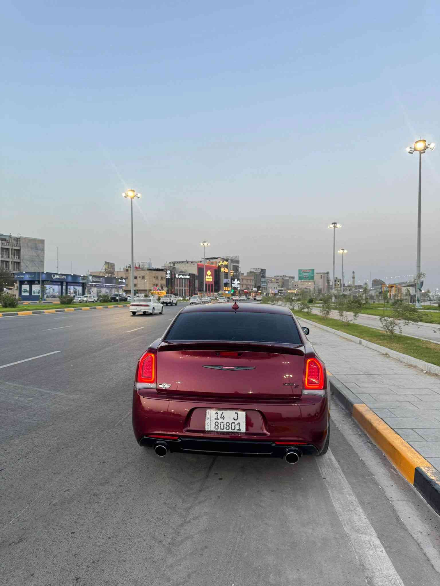 اوباما 2022 محرك 8 سلندر 300S
اوباما 300S موديل 2022 للبيع

السلام عليكم

للبيع او مراوس حسب الرغبه

اوباما 300S

موديل : 2022 اصل

8 سلندر 5.7

وارد امريكي تقرير (نسبة غرق ) + بارد بسيط السيارة جديدة بمعنى الكلمة

ألون كرزي ، بالسنوية (احمر غير محدد)

فول مواصفات عدة الرادار

رقم بصرة مميز 80801 بأسمي تحويل ثاني يوم عليها

كزوز

دبات سود + بوابات

مكان السيارة : البصرة

للاستفسار : ***********
