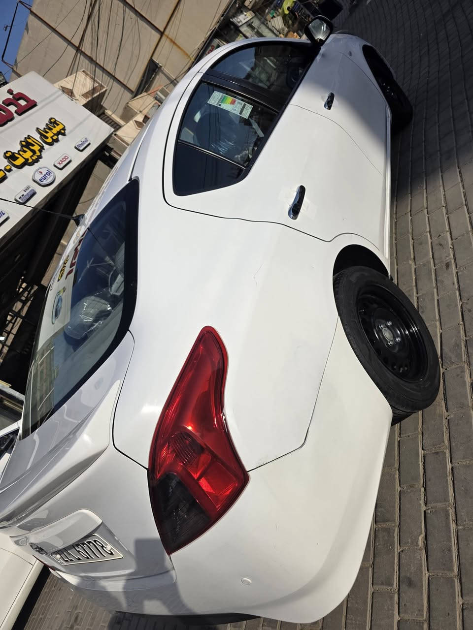السلام عليكم #للبيع سني 2022 خليجية هندية بليتة زركة سيارة كاملة وجاهزة من كلشي
رقم اربيل تحويل شوكت ميعجبك
كير مكينة تبريد خير من الله 
صدر امامي جديد اصلي
بيهة بارد بالجاملغ الخلفي وصبغ بالجاملغ العكسة وية البك لايت
مواصفات السني معروفة:
تحكم ستيرن
مانع انزلاق
تجاوي خلفية متحركة
حساسات خلفية
حساس تاير
يدات نيكل
مكان السيارة :بغداد سبع ابكار
السعر : 98وبيهة مجال بسيط
للاتصال : ***********
