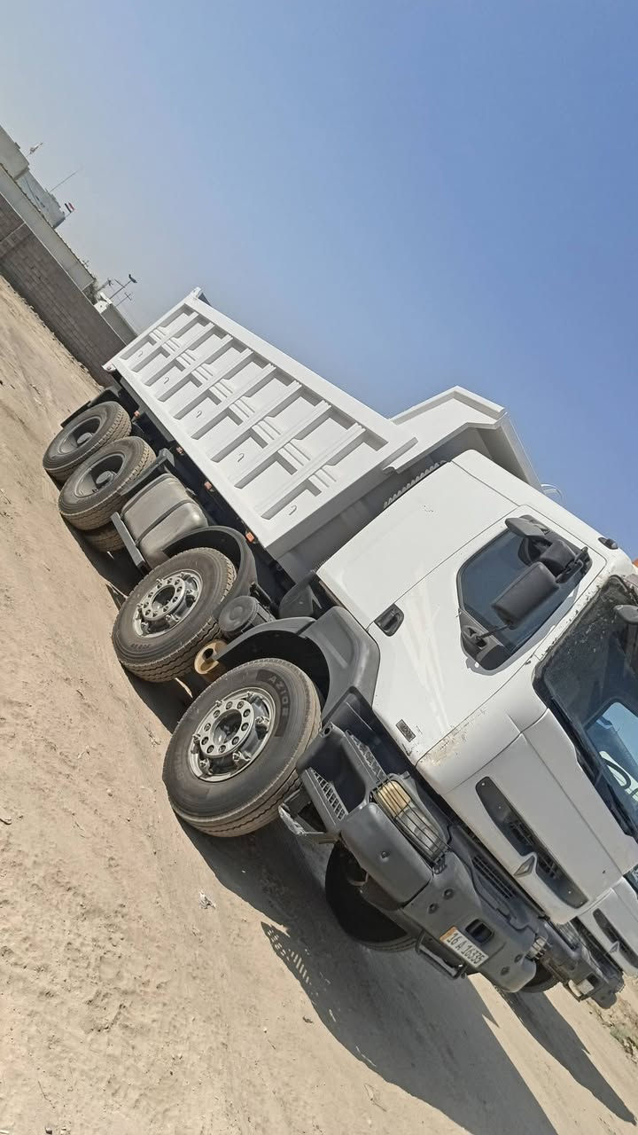 سلام عليكم اللبيع رينو مؤديل 2002
مكينه 400 بم ونزول بلادي كير 155 مجموعه جي اف 
سياره جاهزه تخم تأير رقم نكلزي قادسيه 28 بسمي 
مكفوله بوجهك للشغل مكلف بلنشر ***********
