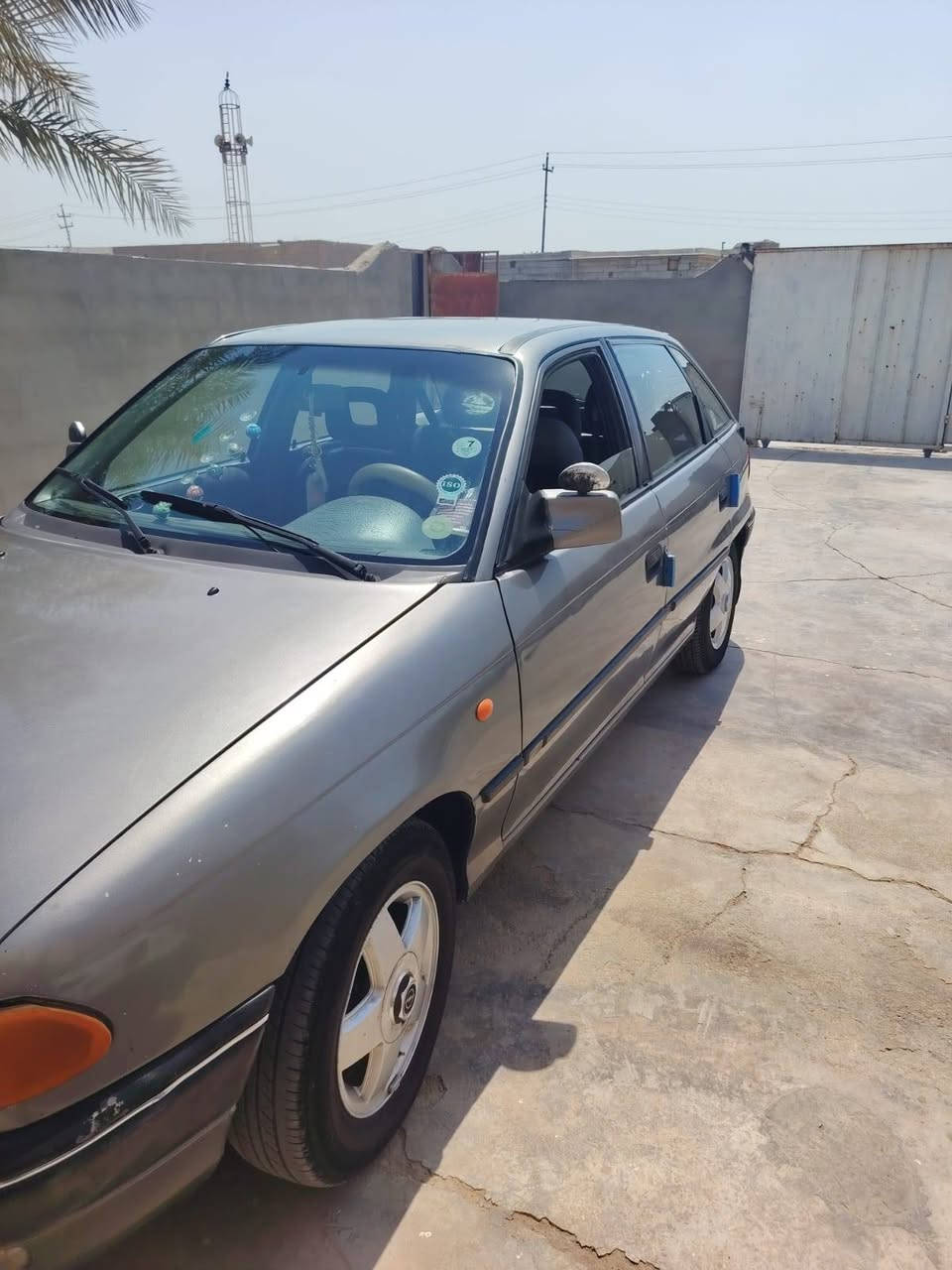 اوبل استرا موديل 93 گير ومحرك شرط سعر 37 وبيه مجال للاستفسار اتصل ‍***********
