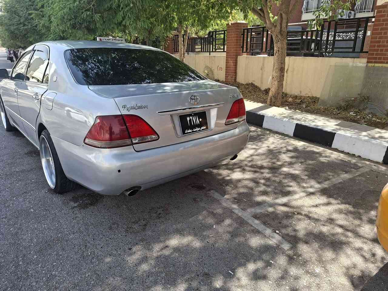 یشاهینە 2004بڕاوە 180بچووک بەبچووک 155هەزار ڕۆشتووەناوو کرێمی بێ دووکەڵ کامل مسرف تازەداخل بێ کۆد بێ بۆاخ سێ دووگمەی یەک پەردە برێکی بستراوە سەیارەکە ماشاللەی ئەویت سعری 44گەڵا شوین کەلار ***********
