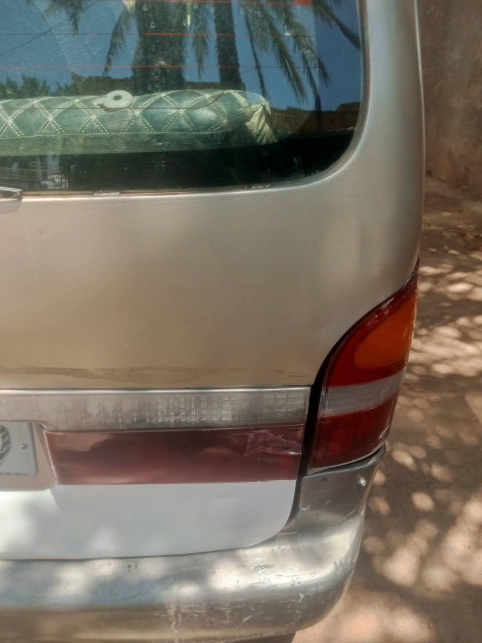 بيرجو للبيع سيارة جهازي كبل شارع مديل 96 سياره سنويه ضاعيه وبهه بلاغ وبهيه وكاله عامه سعر 35 وبهه مجال مكان كوفه ***********
