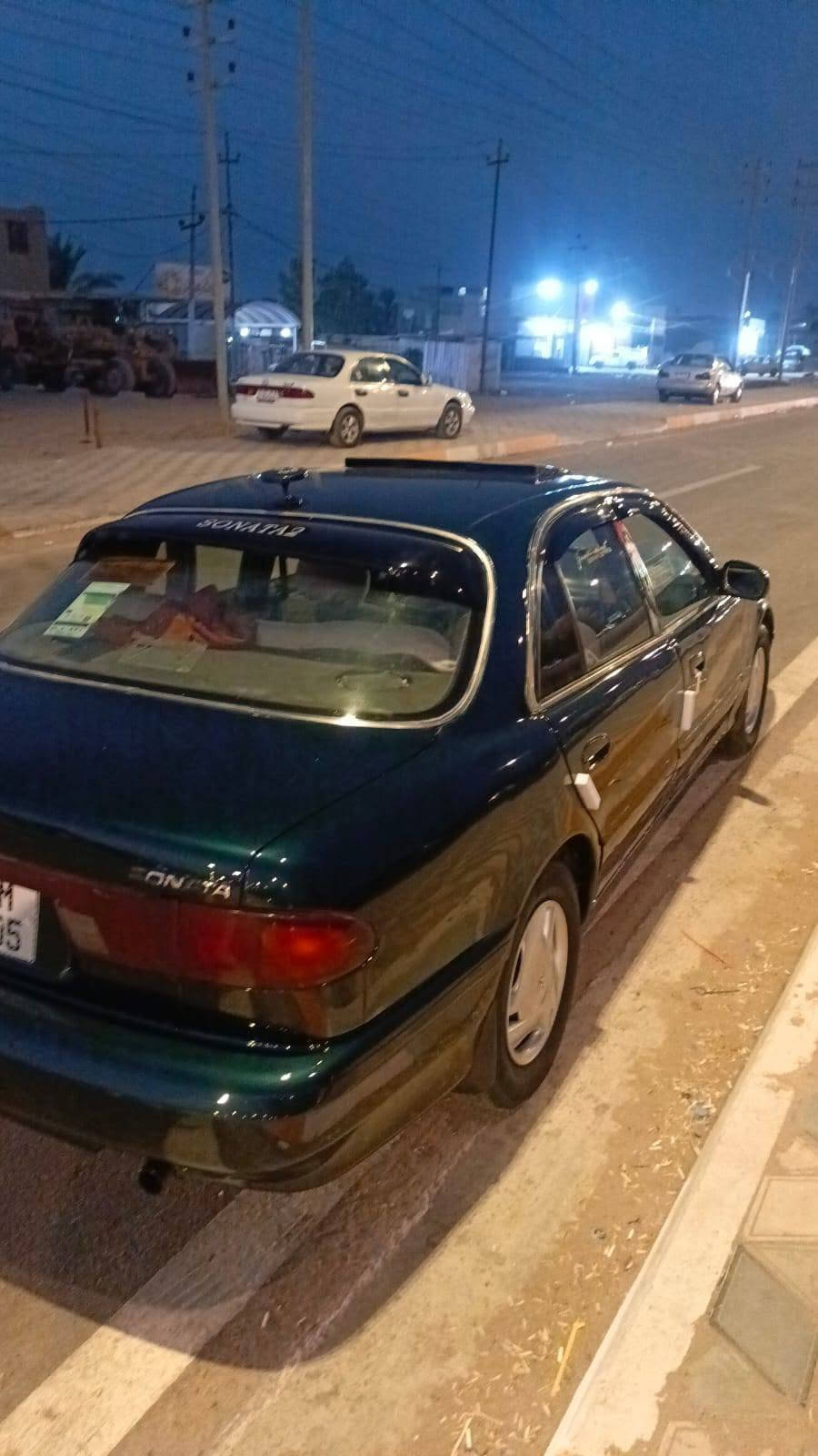سوناتا 2 موديل 94 رقم بغداد إنكليزي باسمي قبل سبوع سنويه وارقام جديده مصبوغه للجماليه دكت جاكوج مابيها سياره جديده *********** مكان السياره بعقوبه.....السعر 47
