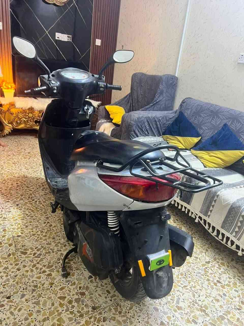 بريز ببغاء نوزل ياباني سكليتر خطين كله مختمه ختم واحد كله شغاله اي نقص مابيه نضافه فول دراجه جديده لوك السعر ٧٠٠ بغداد المشتل ***********
