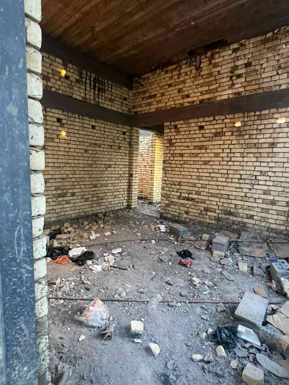 🏡 دار للبيع في أبو الخصيب – عويسان
📐 المساحة: 205 متر
📏 الواجهة: 16 متر
📏 النزال: 13 متر
🏠 نوع البناء: طابوك
📜 الطابو: صرف عرصة
🔹 تفاصيل الدار:
✅ غرفتين نوم
✅ ديوان
✅ مطبخ حار وبارد
✅ حديقة 3×2
✅ كراج 5×3
📍 الموقع: أبو الخصيب – عويسان
📌 يبعد 200 متر فقط عن شارع السايدين
💰 السعر: 150 مليون
☎️ للاتصال: ***********
📱 واتساب: *********** البصرة, العراق
